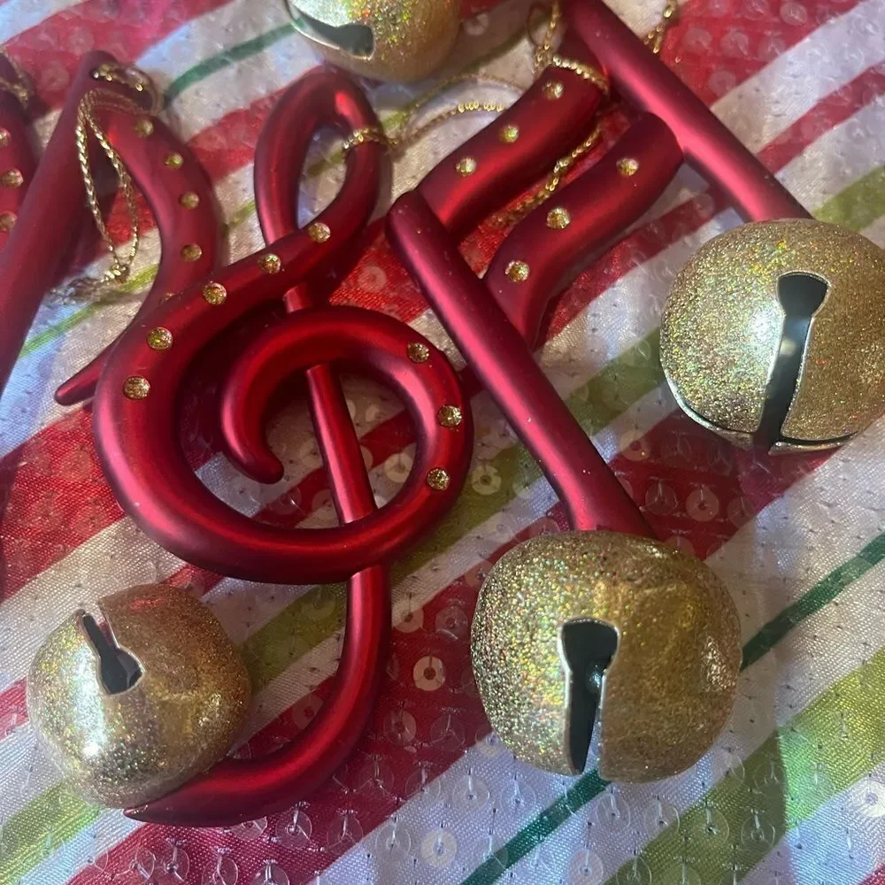 Musical Note Ornament Set!